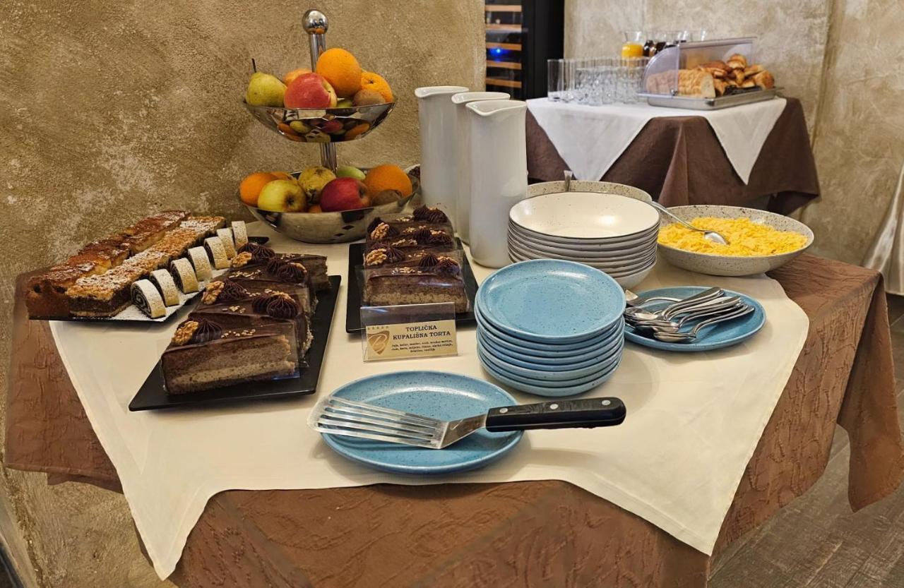 Sobe Bernarda Bed & Breakfast Вараждинске Топлице Екстериор снимка